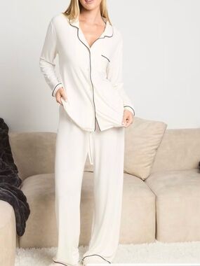 COMFRT Luna Lounge PJ Set